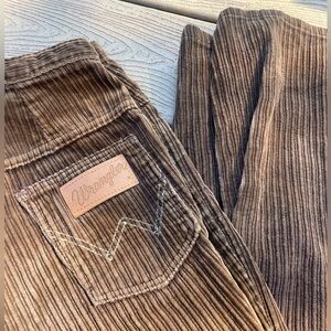Vintage Wrangler, high waisted corduroy boot cut jeans